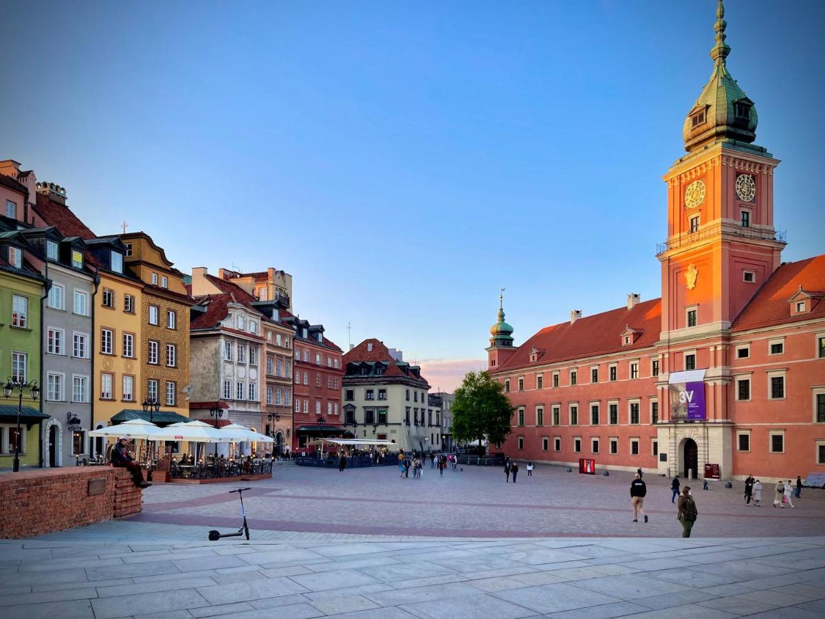 Old Town Best View Wifi 300 Mb/S Huge Screen Netflix Appletv Amazontv วอร์ซอ ภายนอก รูปภาพ