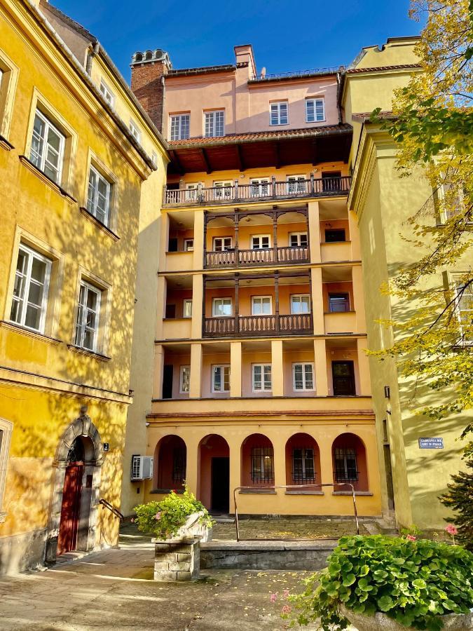 Old Town Best View Wifi 300 Mb/S Huge Screen Netflix Appletv Amazontv วอร์ซอ ภายนอก รูปภาพ