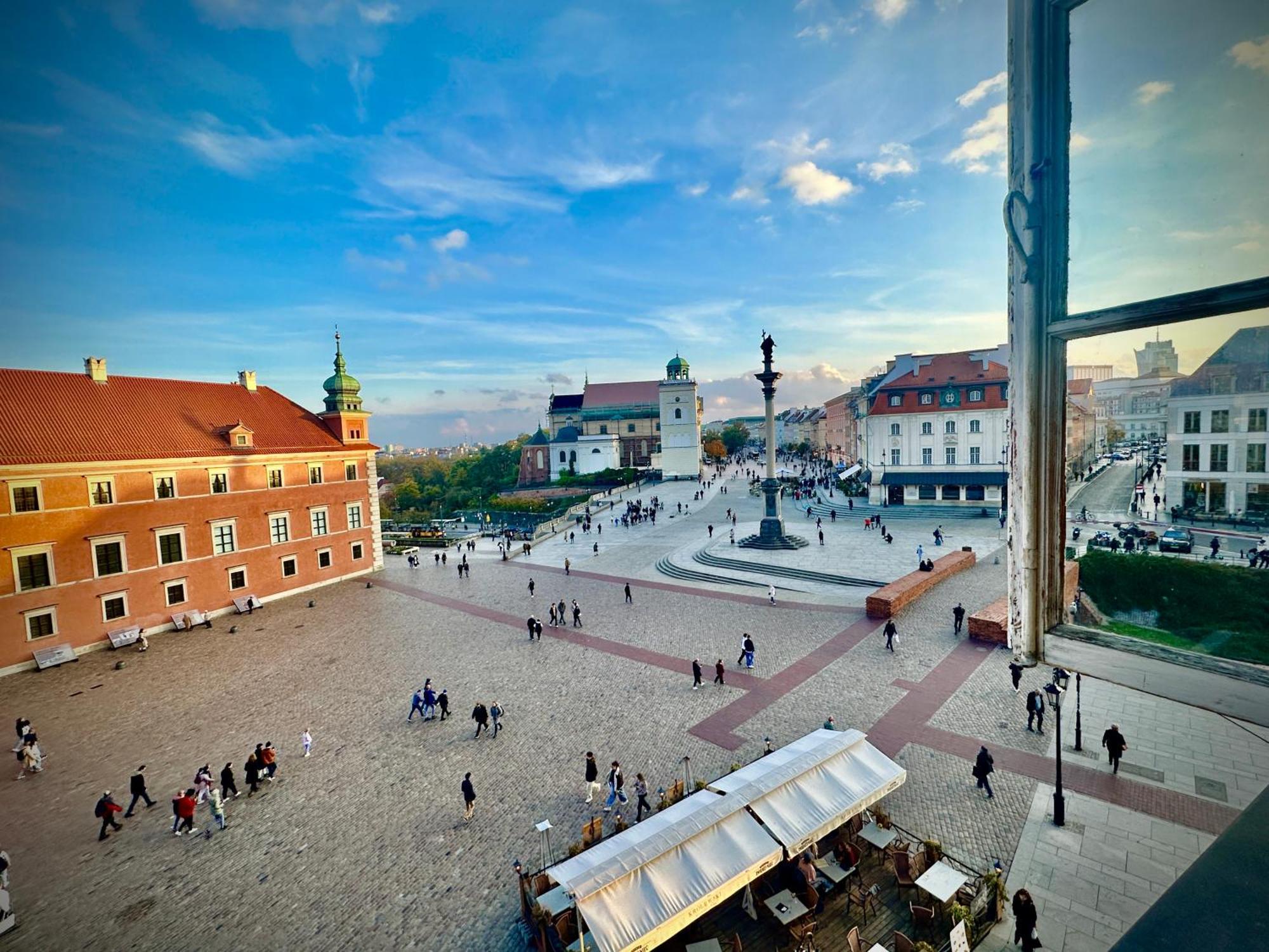 Old Town Best View Wifi 300 Mb/S Huge Screen Netflix Appletv Amazontv วอร์ซอ ภายนอก รูปภาพ